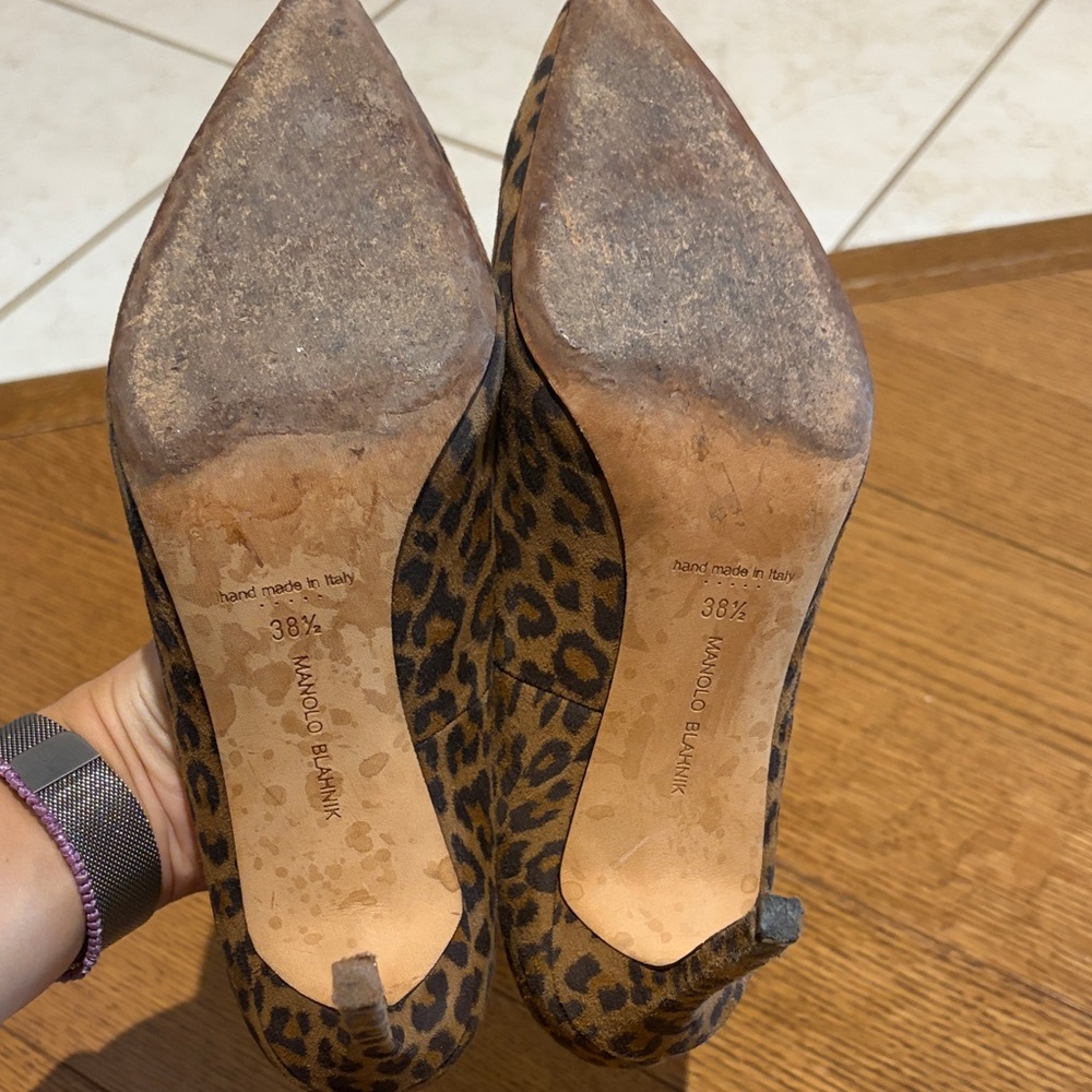 Manolo Blahnik Leopard Print Heels - Picture 3 of 4